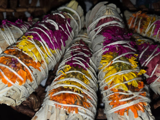 ‘Joy’ Floral White Sage Smudge Stick (4 in.)
