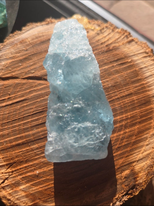 Raw Aquamarine Crystal — Calming Clarity & Courage