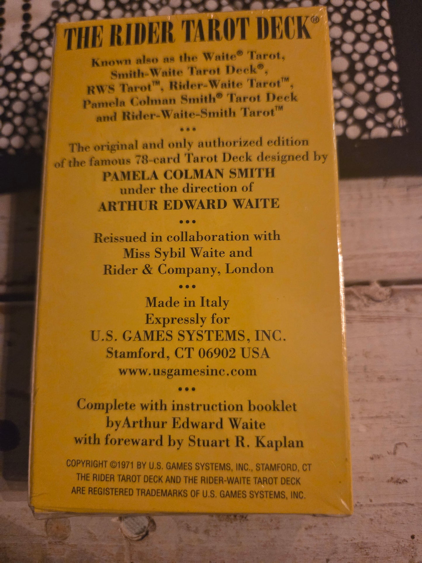 Rider–Waite® Tarot Deck – Classic 78-Card Tarot with Illustrated Scenes