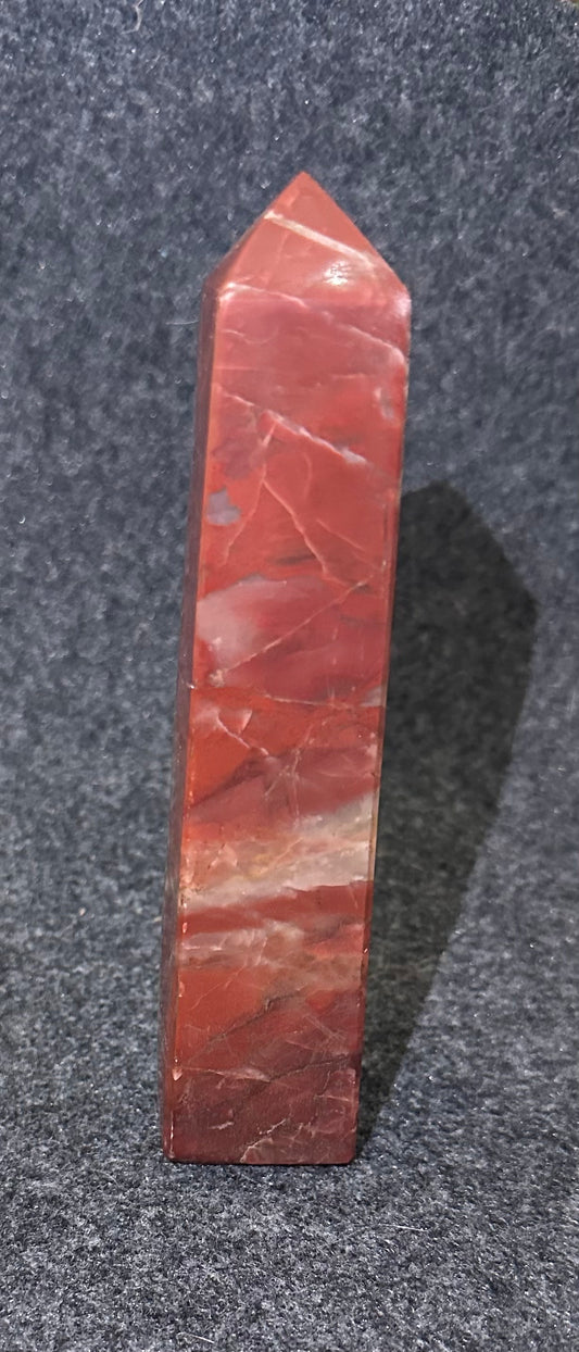 Red Jasper with Agate Inclusions Tower
