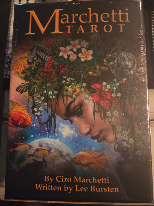 Marchetti Tarot – 78-Card Deck with 116-Page Illustrated Guidebook 🌌🎭