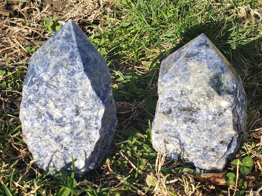 Points de sodalite polis
