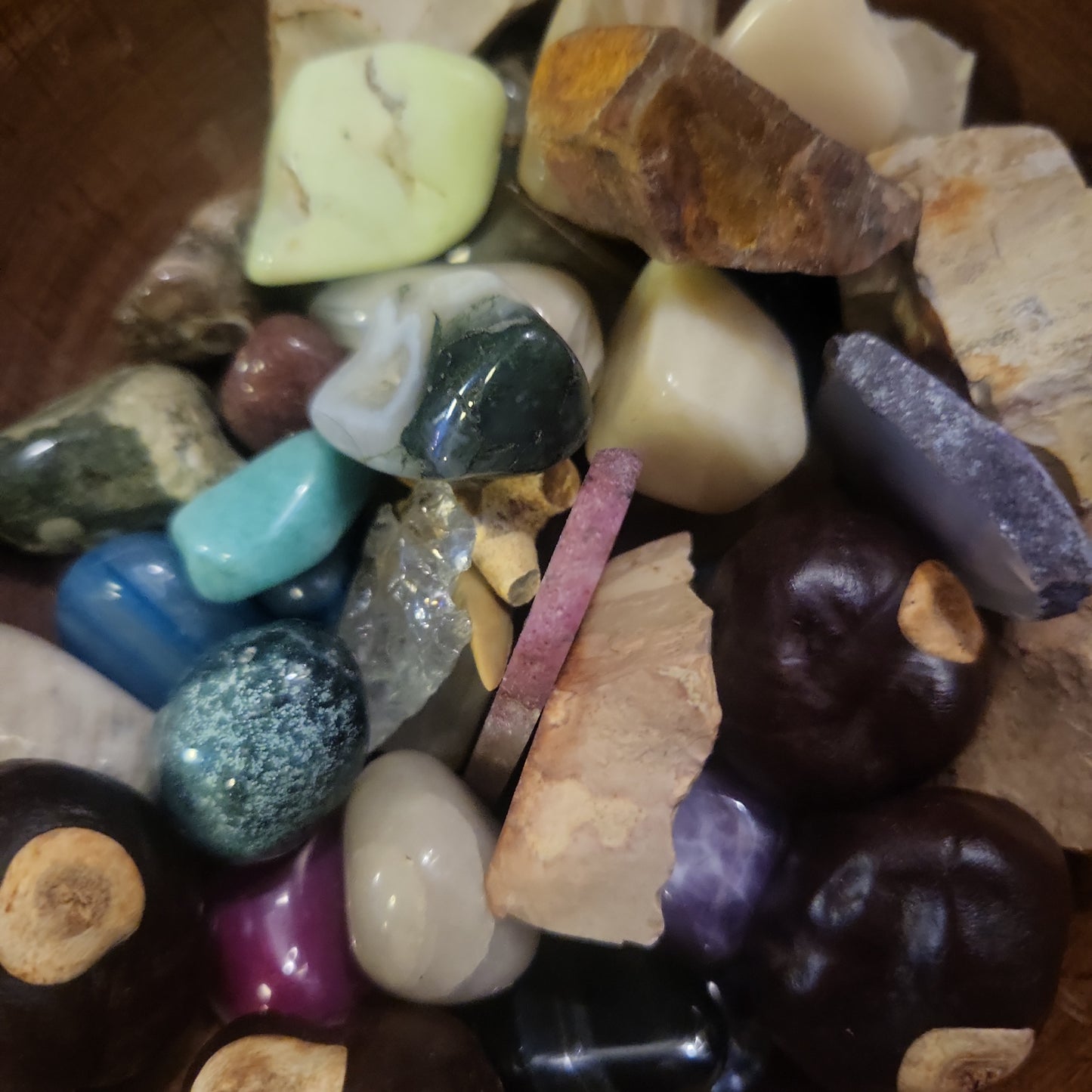 Miscellaneous Tumbled Stones