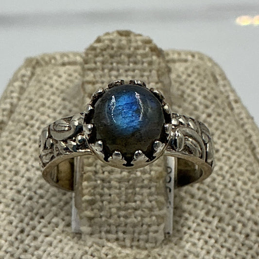 Sterling Silver Labradorite Ornate Round Ring - Size 5 - Magic and Protection