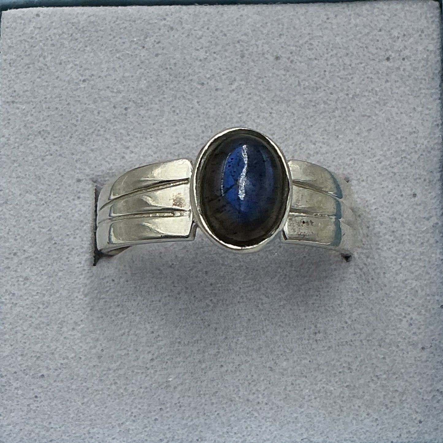 Sterling Silver Deep Blue Dainty Labradorite Oval Ring - Size 8 - Power and Protection