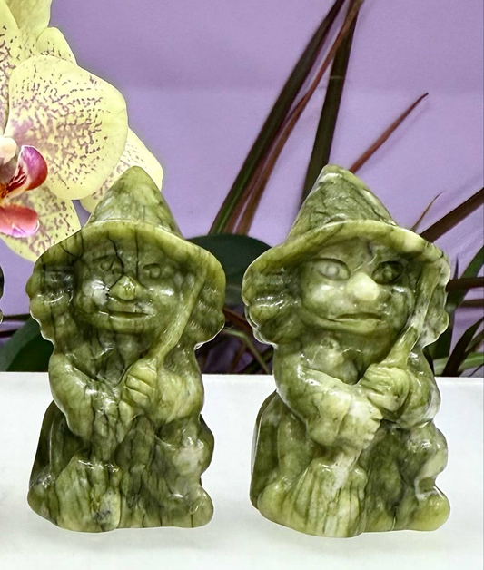 6cm Natural Nephrite Jade Witch Healing Energy