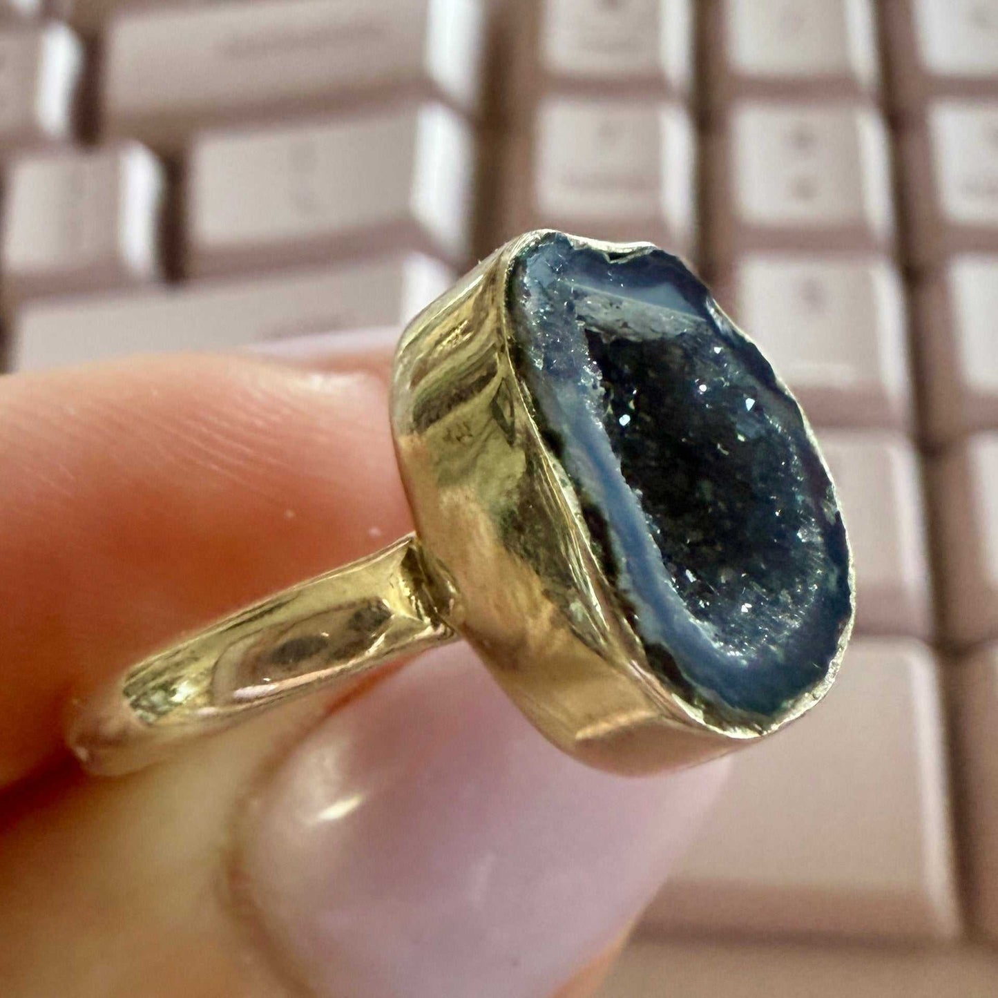 Agate Geode Freeform Ring – Sterling Silver – Sizes 8–9