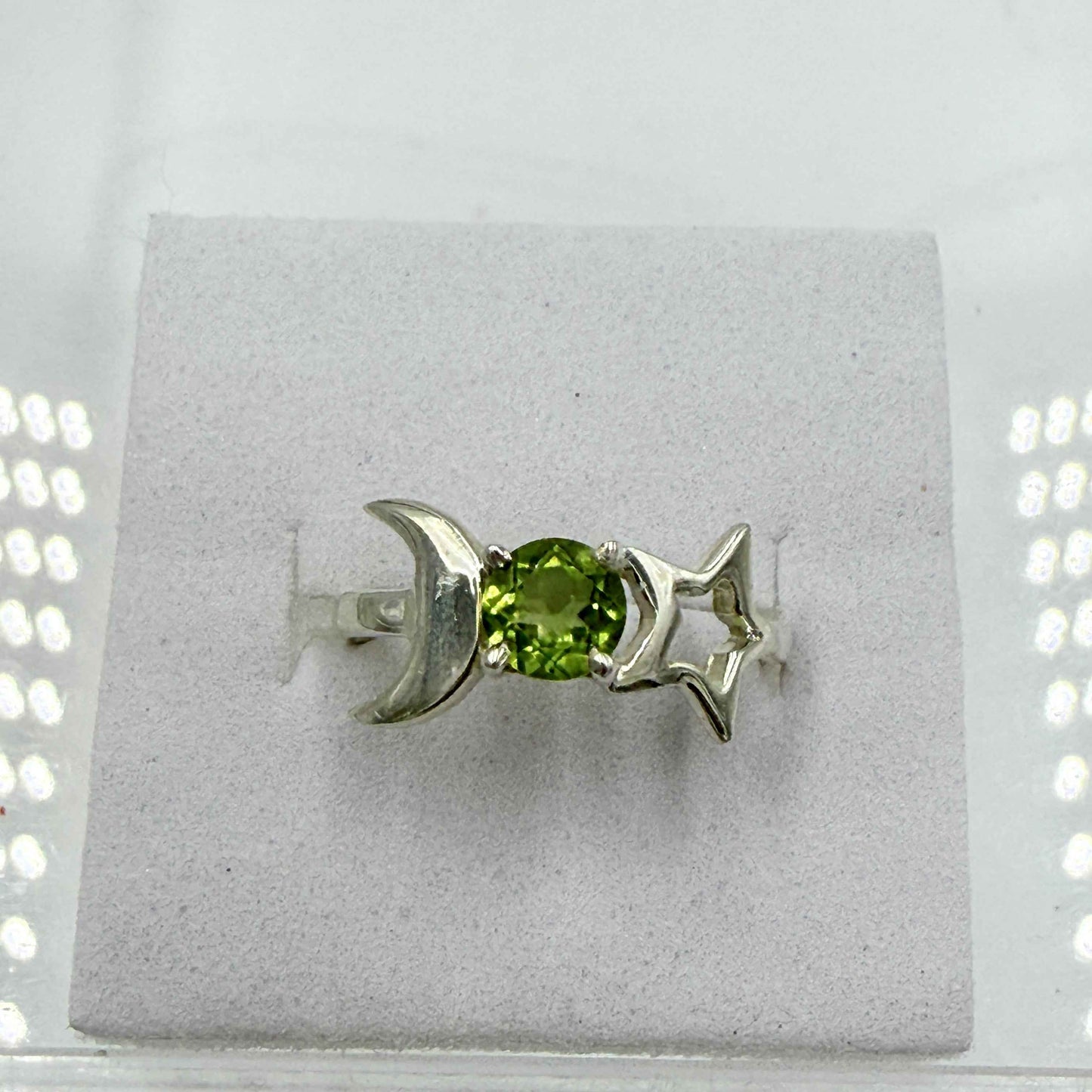 Sterling Silver Moon & Star Peridot Ring - Size 6 -Positivity, Growth & Renewal