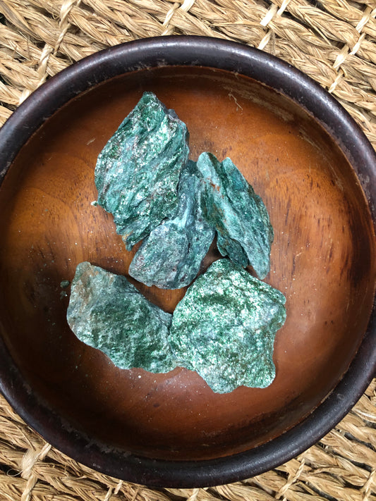 Medium Fuchsite