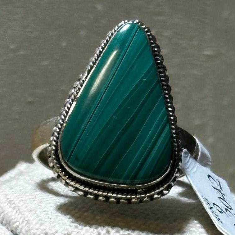 Malachite Ring Size 9 (08.2042)