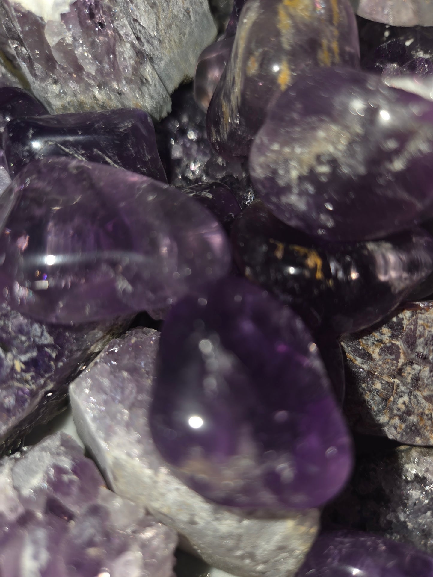 Tumbled Amethyst – Calming, Protective, Intuition-Enhancing Crystal