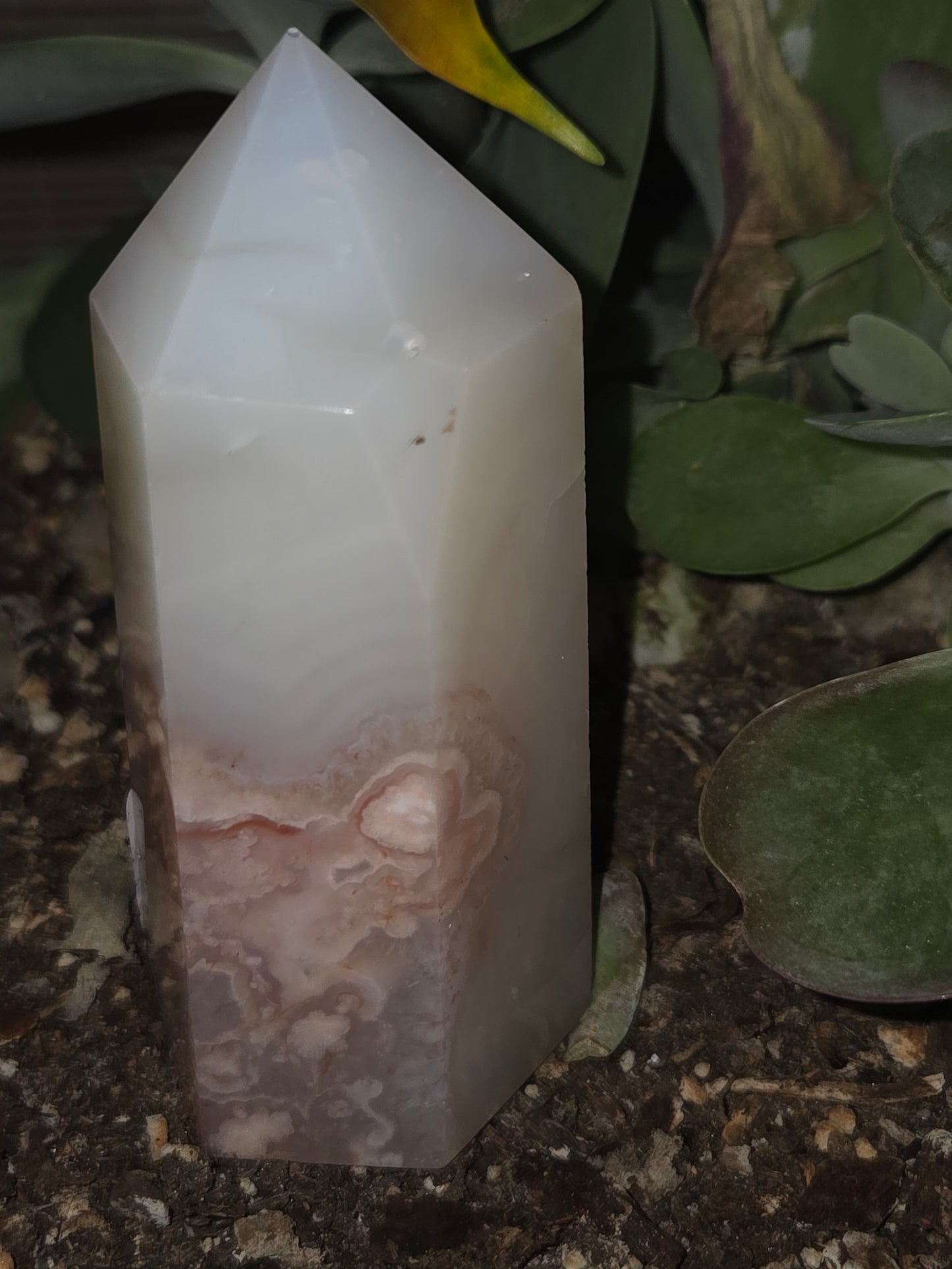 Flower Agate Tower – Blossoming Energy • Growth • Emotional Healing