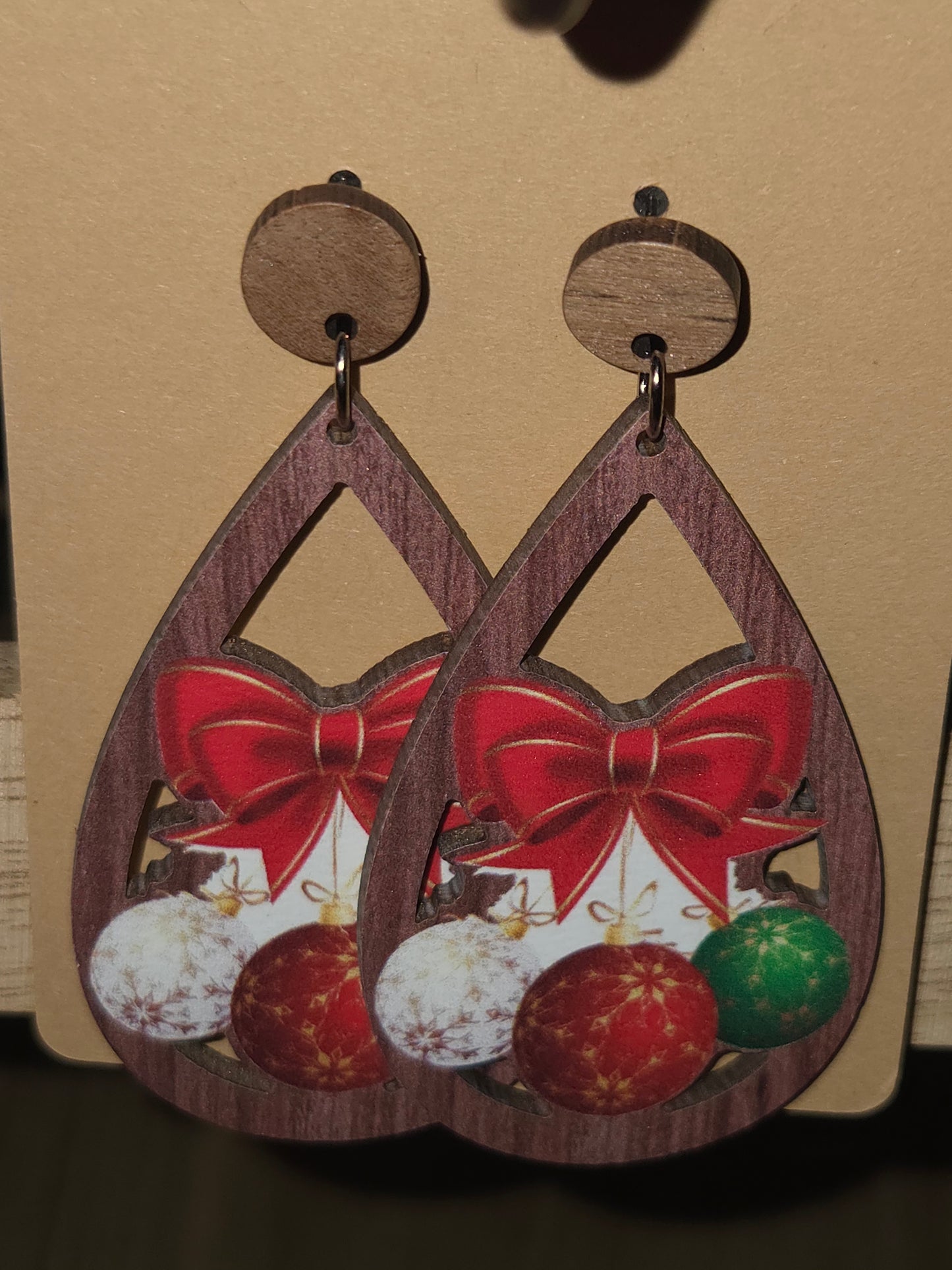Holiday Earrings – Cute Christmas Dangles & Festive Handmade Styles