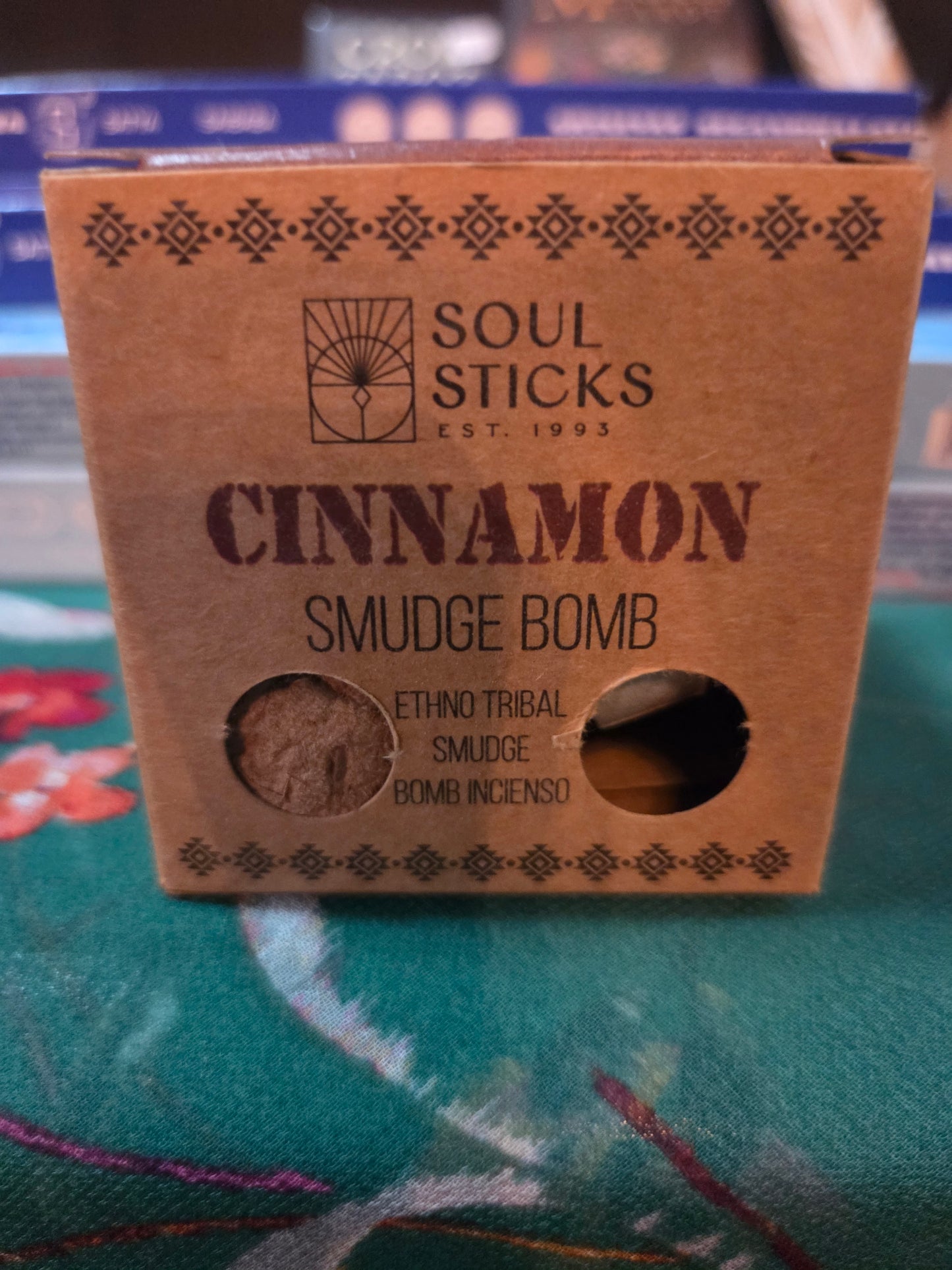 Cinnamon Smudge Bombs with Burner – 5 Pack | Easy Cleansing & Aromatic Ritual Set